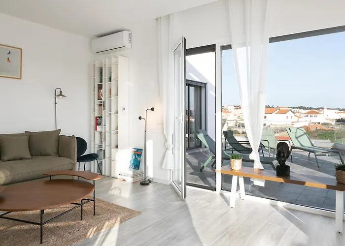 Sunny Penthouse * Ferrel (Leiria)
